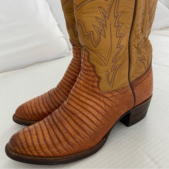 Justin Vintage women’s Tan-Brown Leather Lizard Print Embroidered Cowboy Boots - Picture 12 of 15